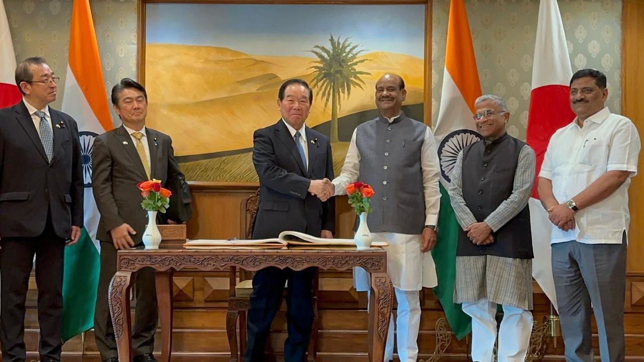 ओम बिरला ने जापानी स्पीकर से की मुलाकात, जापान ने आतंकवाद के खिलाफ दिखाई एकजुटता