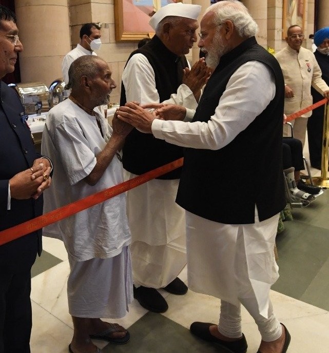 पद्म श्री से सम्मानित बाबा शिवानंद का 128 वर्ष की आयु में निधन, PM मोदी ने दी श्रद्धांजलि