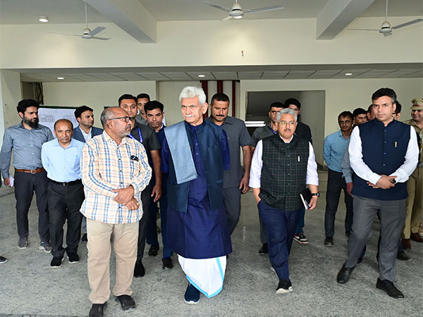 J&K LG Manoj Sinha visits Srinagar transit camp to oversee Amarnath Yatra arrangements