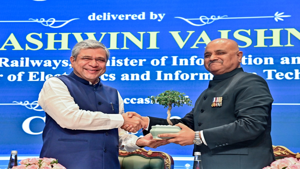 सीबीआई निदेशक प्रवीण सूद को मिला एक साल का सेवा विस्तार