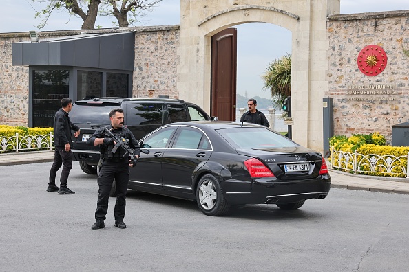 Russians and Ukrainians in Turkey for what would be first talks in 3 year
