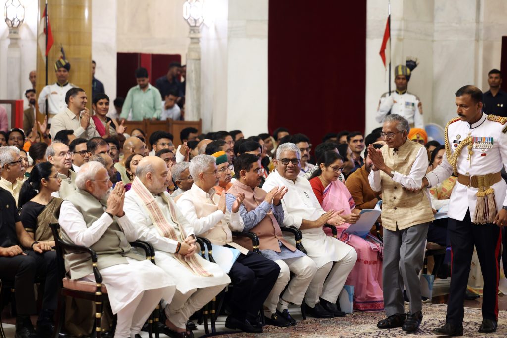 President Droupadi Murmu presents Padma Shri to Renowned scholar of Econometrics Prof. K. L. Krishna