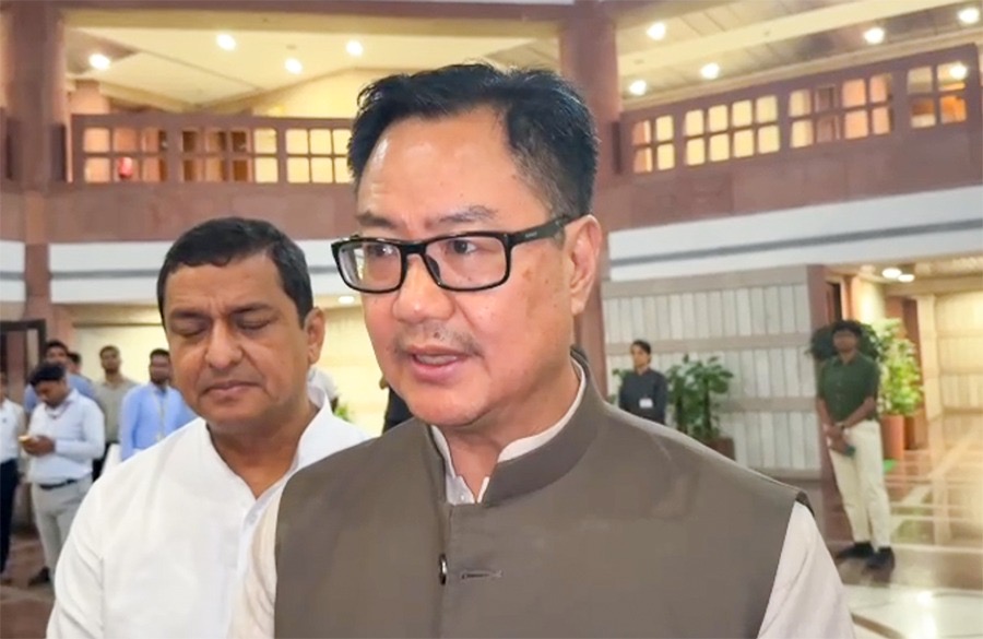 ऑपरेशन सिंदूर पर सर्वदलीय बैठक सकारात्मक, मूल्यवान सुझावों पर किया जाएगा गंभीरता से विचार : किरेन रिजिजू