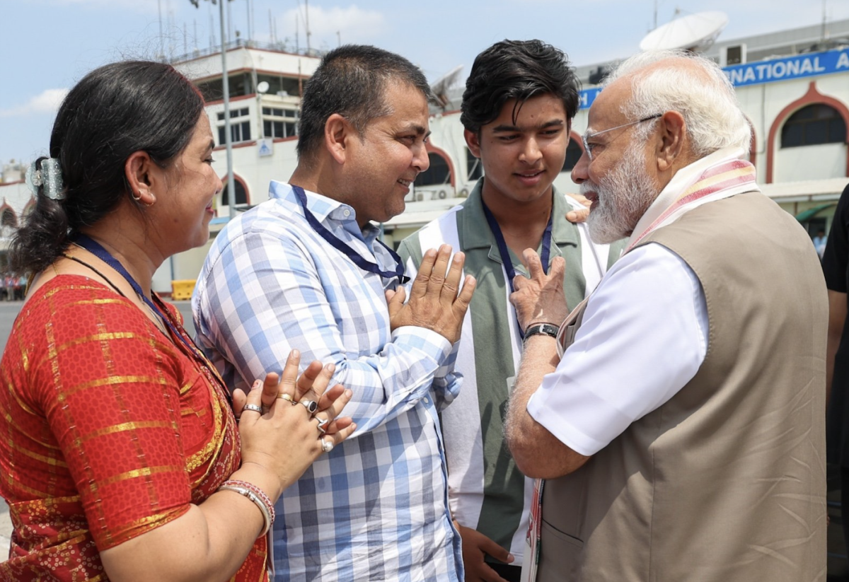 पीएम मोदी ने पटना में आईपीएल प्लेयर वैभव सूर्यवंशी और उनके माता-पिता से की मुलाकात 