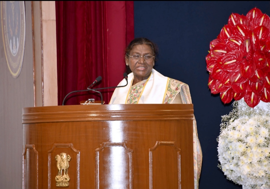 चिकित्सा केवल प्रोफेशन नहीं, मानवता की सेवा है : राष्ट्रपति मुर्मु