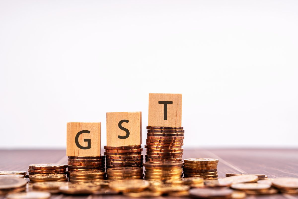 तंबाकू, कोल्ड ड्रिंक और विमान समेत इन उत्पादों पर अब लगेगा 40 प्रतिशत टैक्स