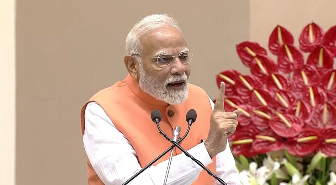 पीएम मोदी ने श्रीनारायण गुरु को किया नमन, कहा- ‘देश भेदभाव की हर गुंजाइश कर रहा खत्म’ पीएम मोदी ने श्रीनारायण गुरु को किया नमन, कहा- ‘देश भेदभाव की हर गुंजाइश कर रहा खत्म’