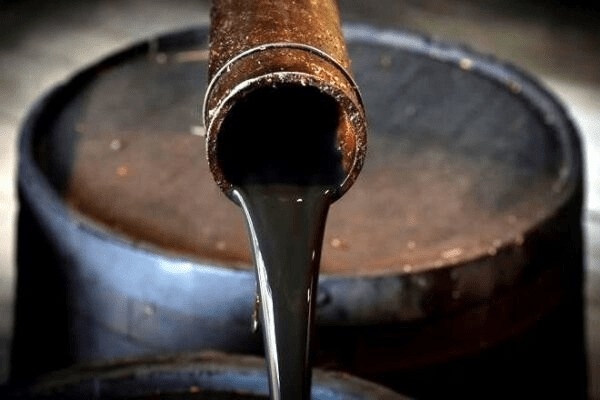 Oil prices continue to surge amid growing Israel-Iran tensions