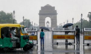 दिल्ली-एनसीआर में बारिश के साथ सुबह की शुरुआत, आईएमडी ने जारी किया ‘रेड अलर्ट’