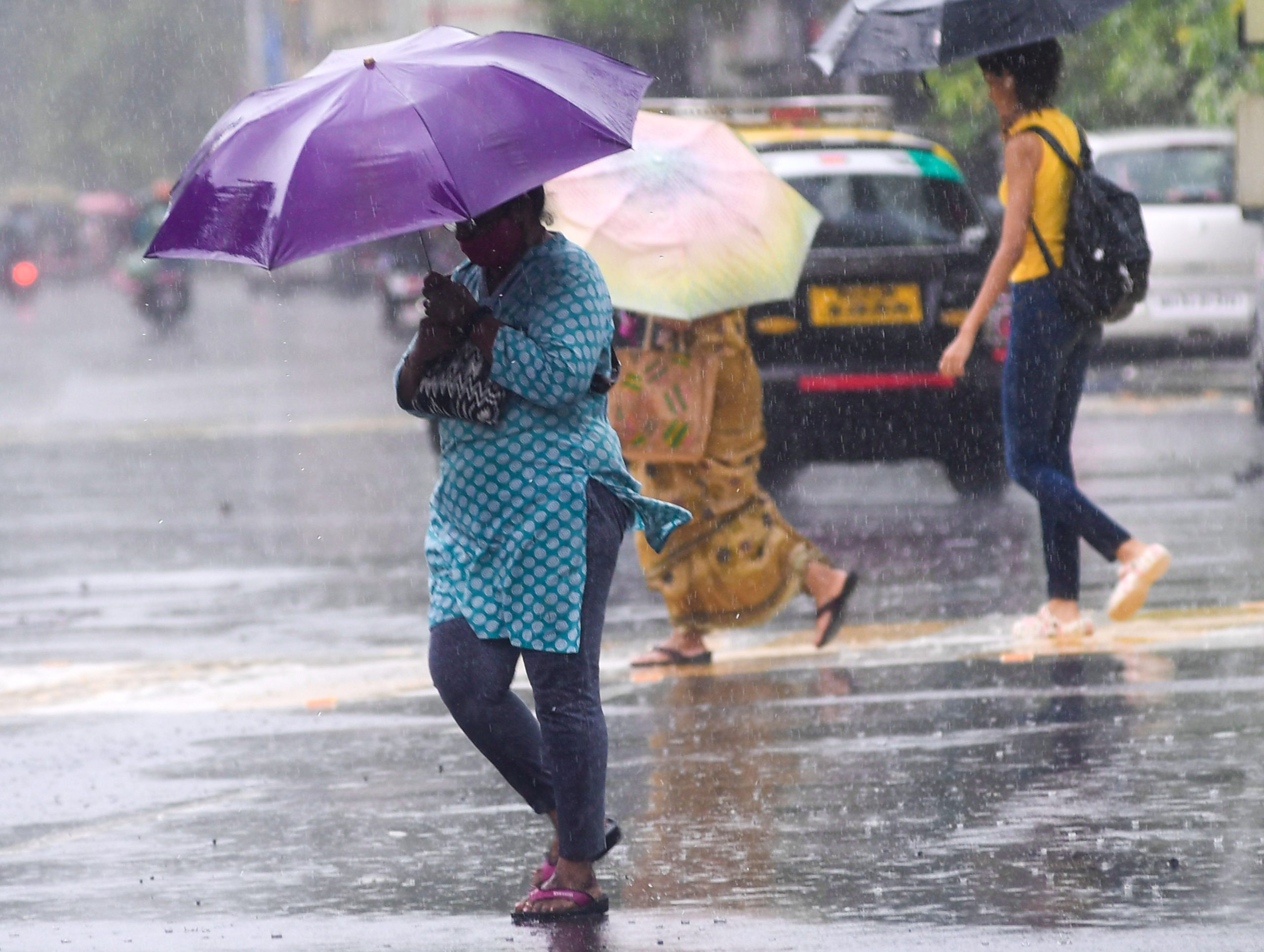Heavy rain forecast for Maharashtra today, red alert issued in Raigad