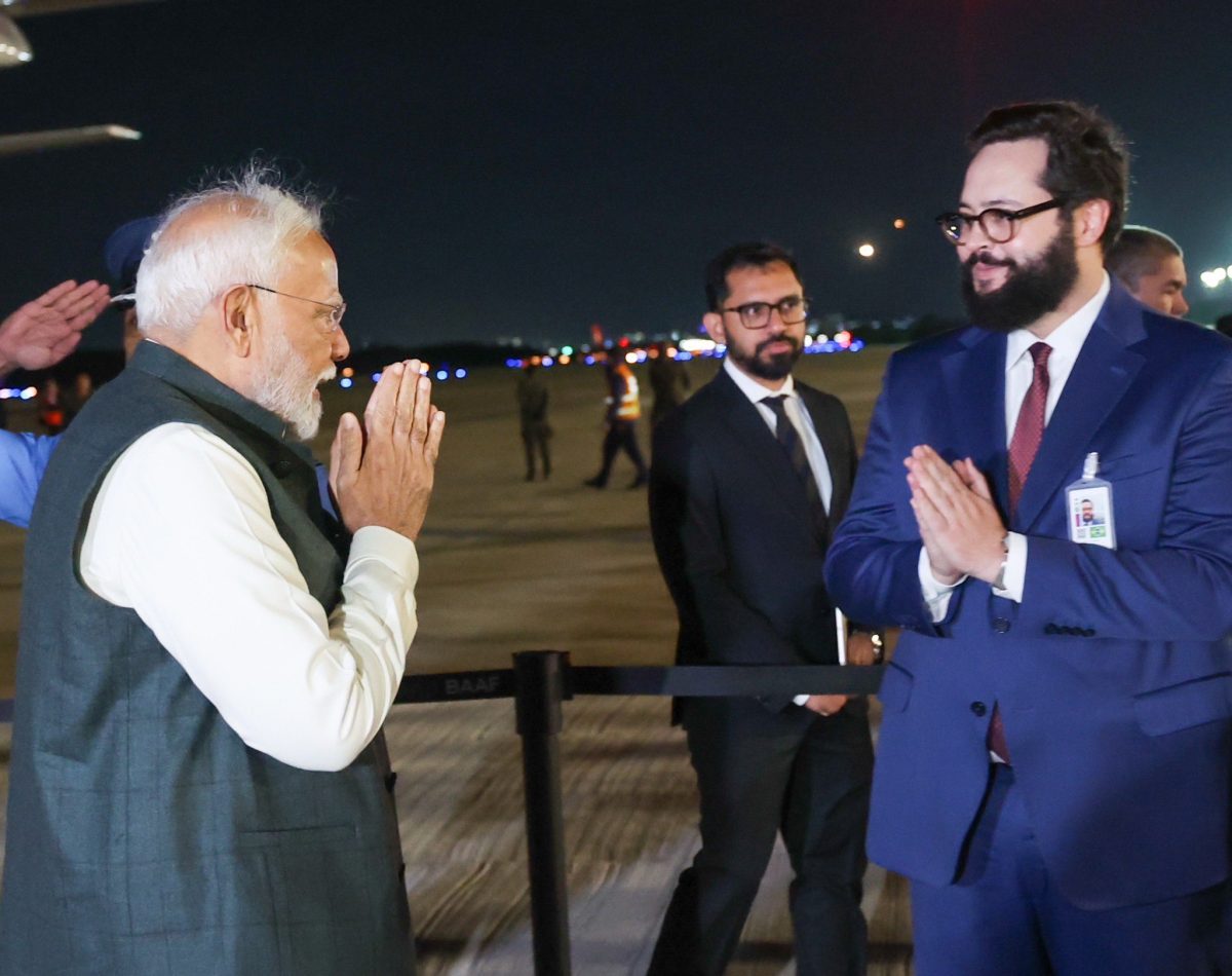 प्रधानमंत्री मोदी ब्राजील पहुंचे, ब्रिक्स शिखर सम्मेलन में करेंगे शिरकत प्रधानमंत्री मोदी ब्राजील पहुंचे, ब्रिक्स शिखर सम्मेलन में करेंगे शिरकत
