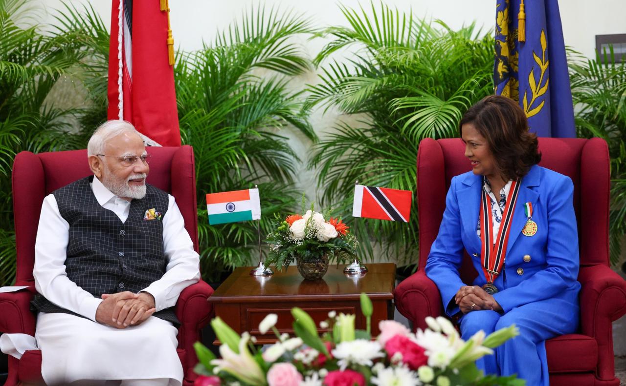 पीएम मोदी ने त्रिनिदाद और टोबैगो की राष्ट्रपति से की मुलाकात, उन्हें भारत आने का दिया निमंत्रण