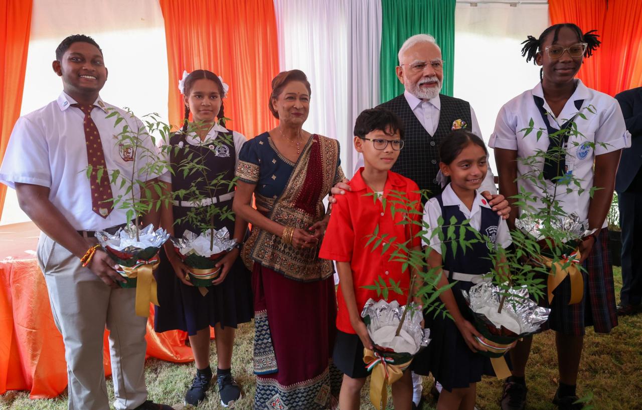 PM Modi and Trinidad & Tobago’s Prime Minister plant a sapling in Port of Spain