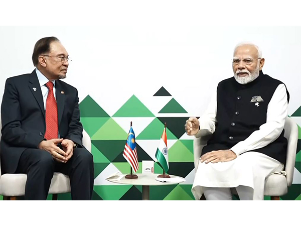 पीएम मोदी और मलेशियाई प्रधानमंत्री ने द्विपक्षीय संबंधों में प्रगति की समीक्षा की