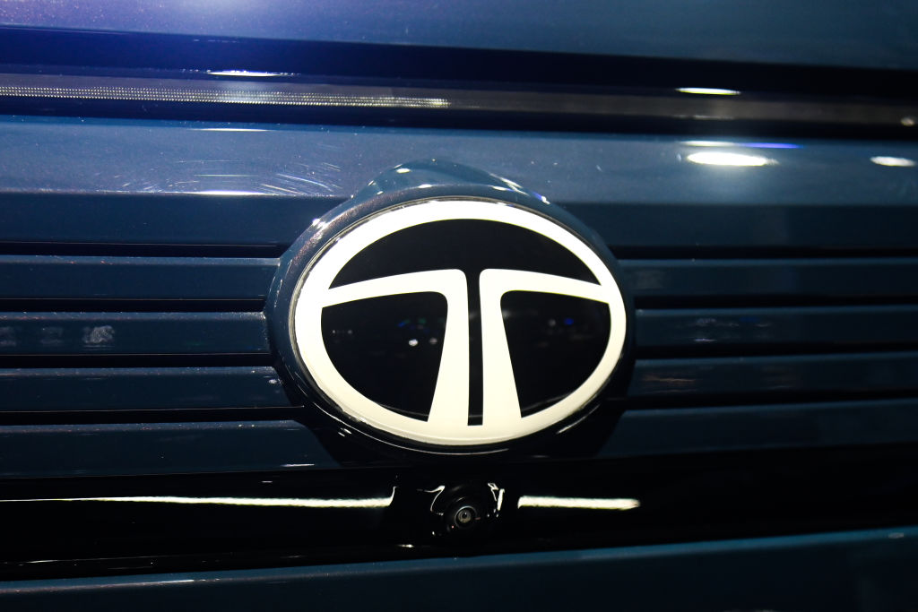Tata Motors announces euro 3.8 billion acquisition of Iveco Group