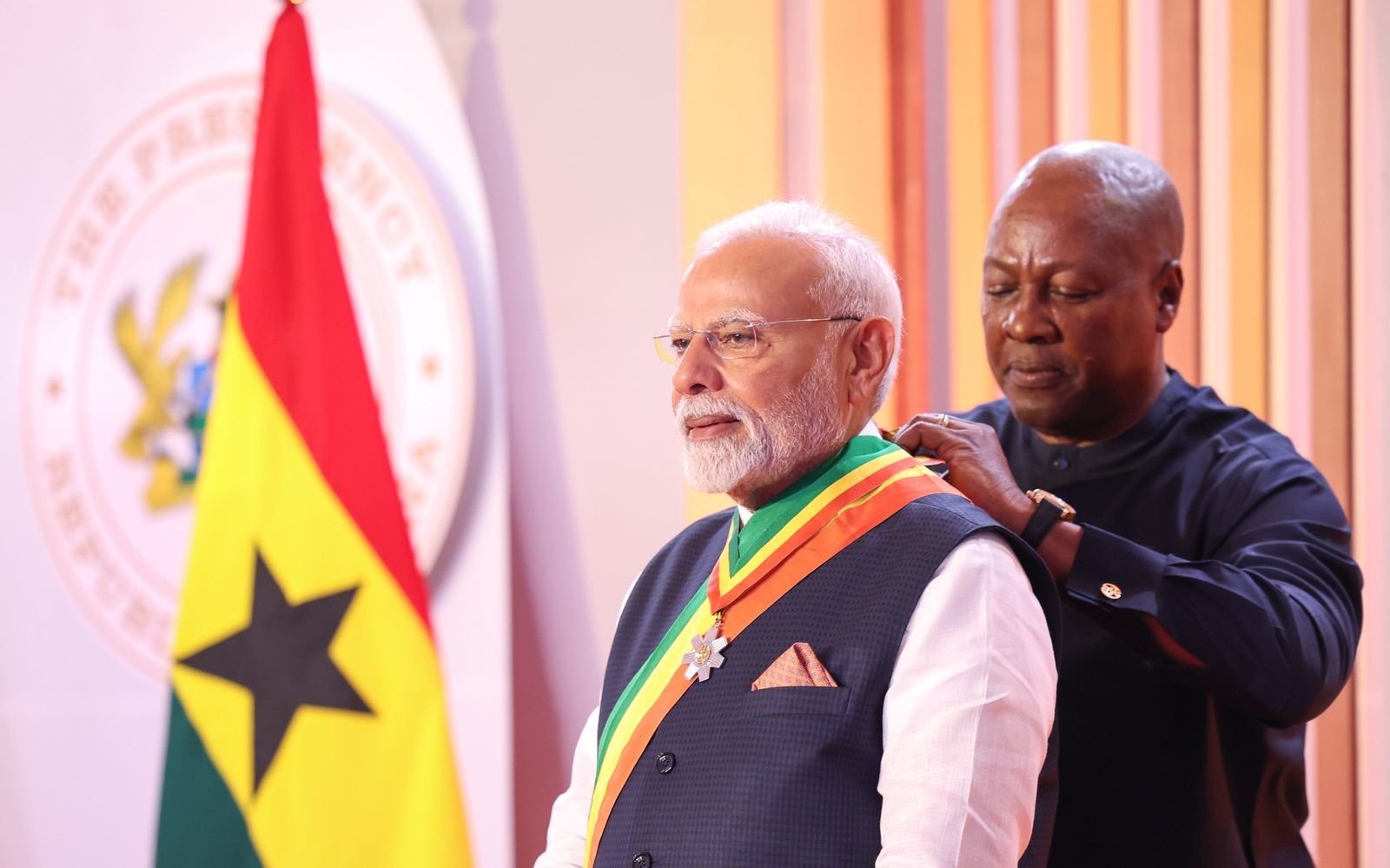 भारत-घाना संबंधों को मिली नई ऊंचाई, पीएम मोदी को वहां के सर्वोच्च नागरिक सम्मान से नवाजा गया