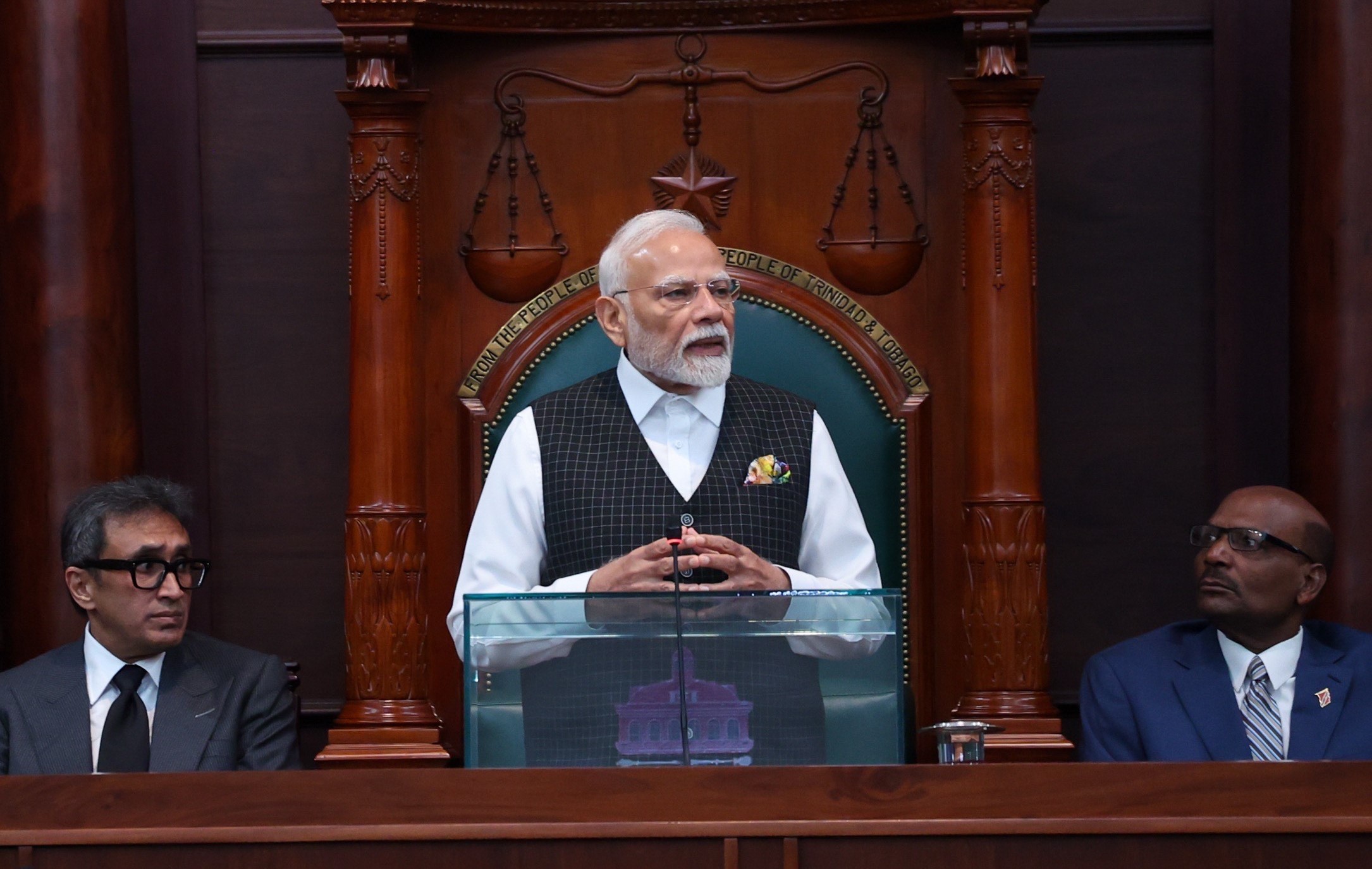प्रतिष्ठित रेड हाउस में बोलने वाला पहला भारतीय प्रधानमंत्री बनकर बहुत खुशी हुई : त्रिनिदाद और टोबैगो की संसद में पीएम मोदी