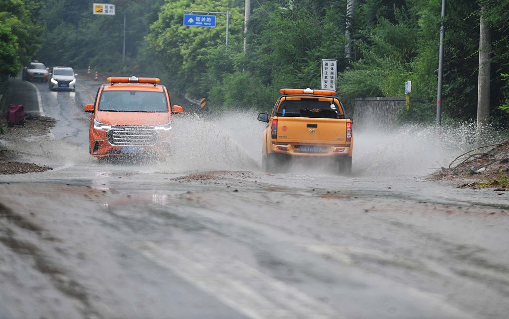 Intense rains lash China swelling waterways, rivers; landslide kills four