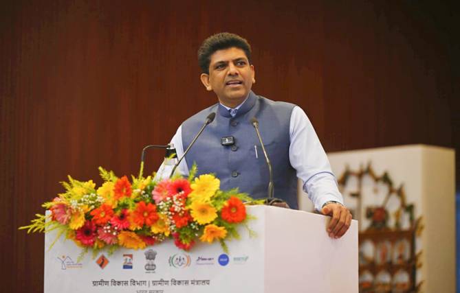 2047 तक विकसित भारत लक्ष्य को प्राप्त करने के लिए हमें गांवों को विकसित बनाना होगा : केंद्रीय मंत्री पेम्मासानी चंद्रशेखर