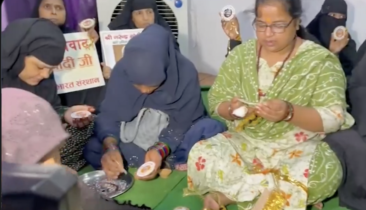 वाराणसी की मुस्लिम महिलाओं ने ऑपरेशन सिन्दूर की सफलता पर प्रधानमंत्री मोदी को भेजीं राखी