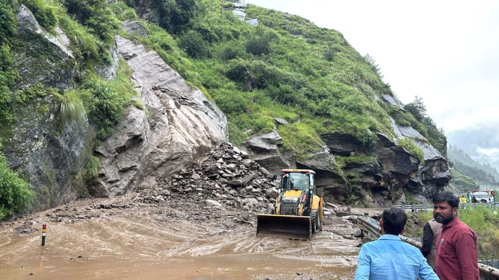 Uttarkashi: BRO Responds to Rain Damage on NH-34 in Uttarakhand
