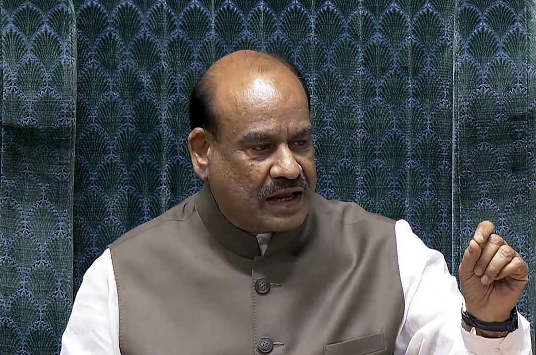 लोकसभा अध्यक्ष ओम बिरला ने कहा-  ‘भारत के लोकतंत्र और उसके संविधान पर सभी को गर्व होना चाहिए’ 