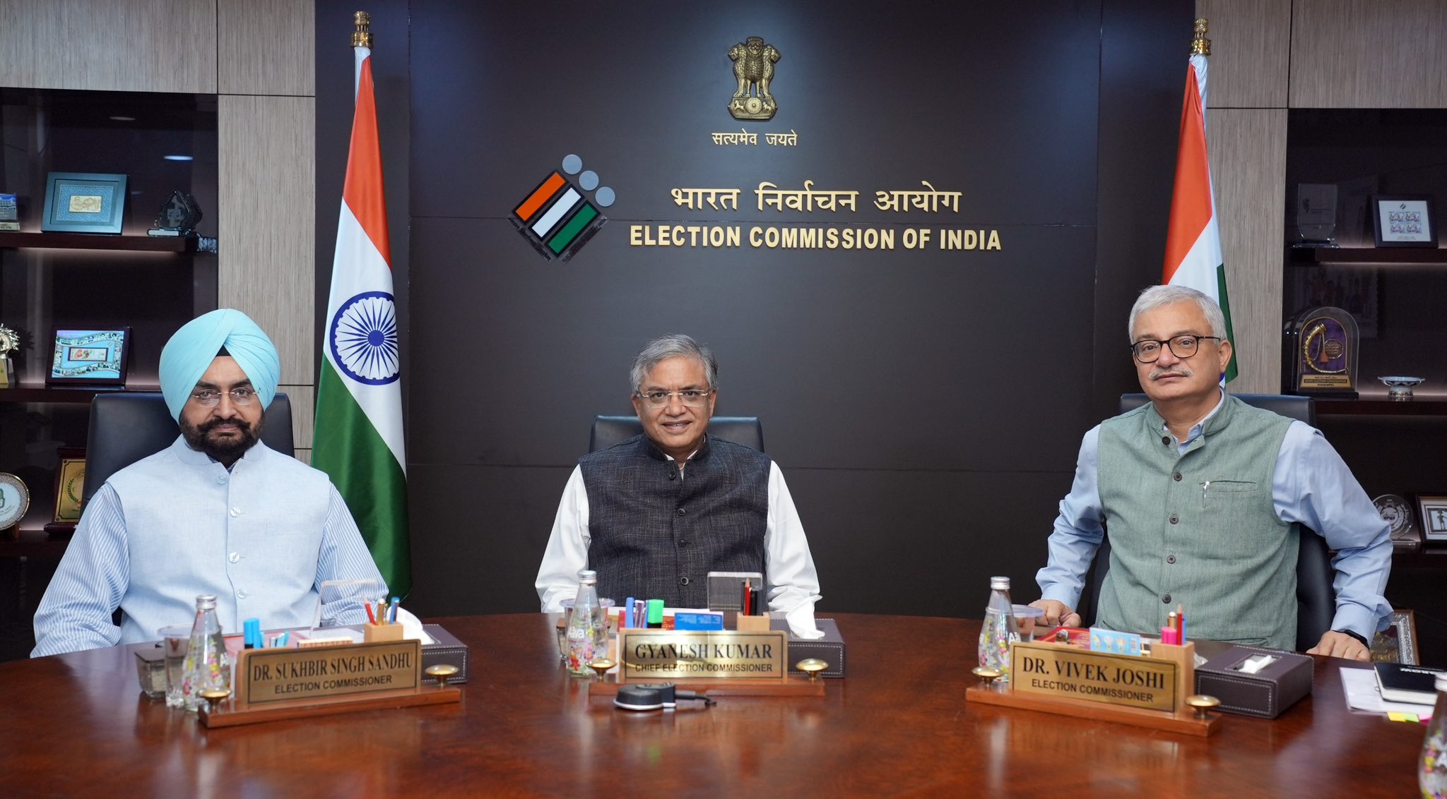 चुनाव आयोग की सीपीआई के प्रतिनिधिमंडल से मुलाकात, कई मुद्दों पर हुई चर्चा