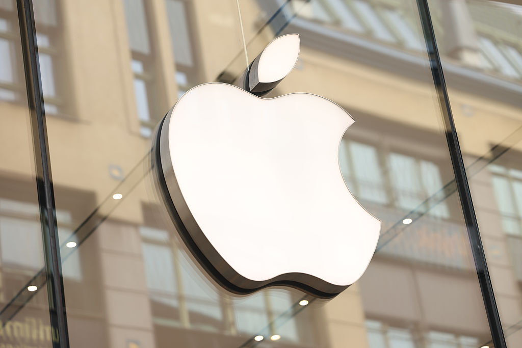 Apple का AI ‘मेगा मूव’: भारतीय अमर सुब्रमण्य ने संभाली कमान, जॉन जियानांड्रिया रिटायर