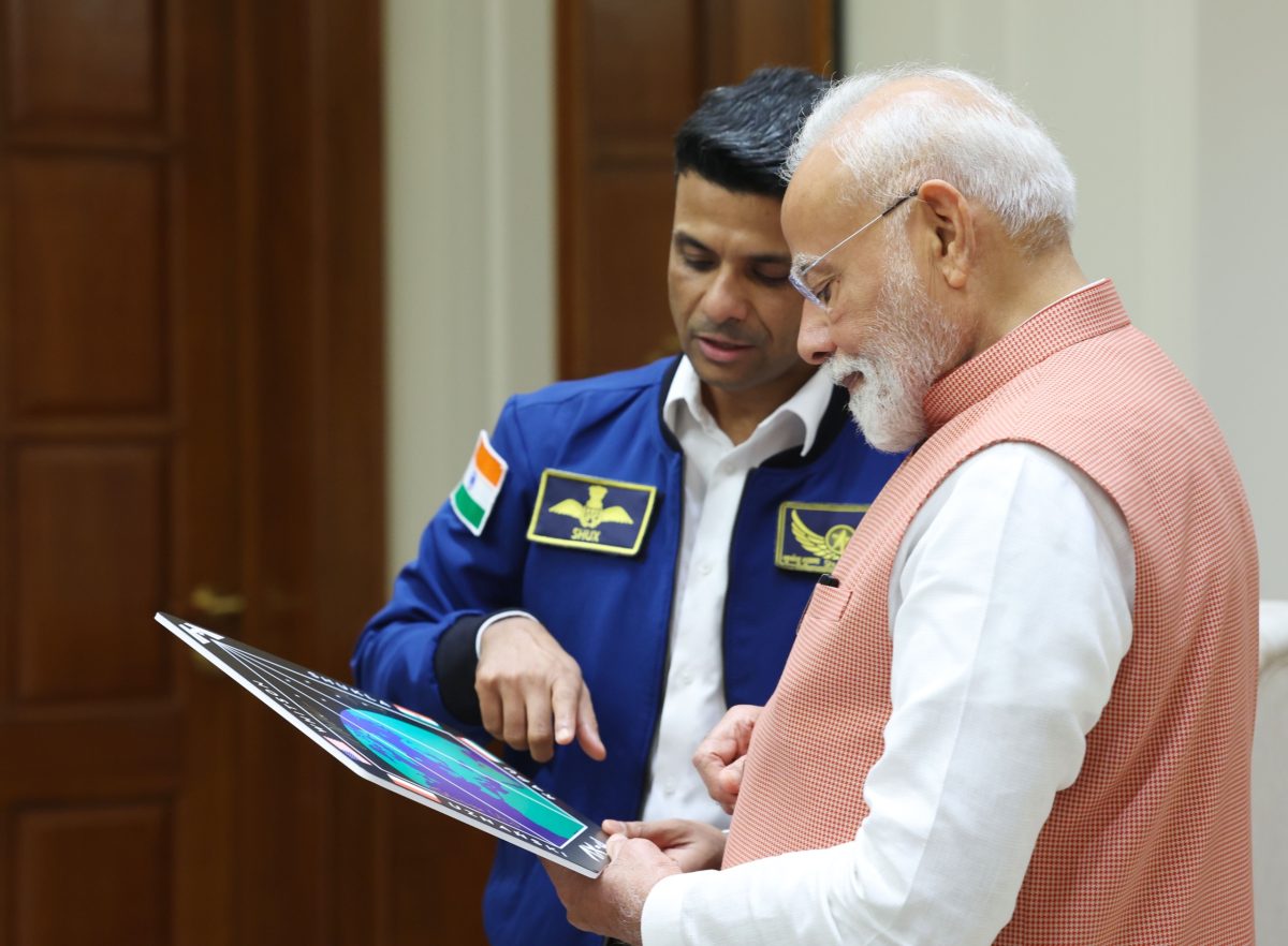 पीएम मोदी ने शुभांशु शुक्ला से मुलाकात का वीडियो सोशल मीडिया पर किया पोस्ट, पूछे दिलचस्प सवाल 