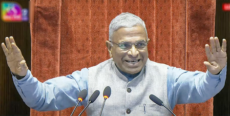 लोकसभा और राज्यसभा में विपक्ष का हंगामा, स्थगित करना पड़ा सदन