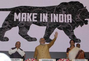 PM मोदी के आत्मनिर्भर भारत आह्वान में छिपा ‘स्वदेशी’ का गौरव और ‘अंत्योदय’ का दर्शन