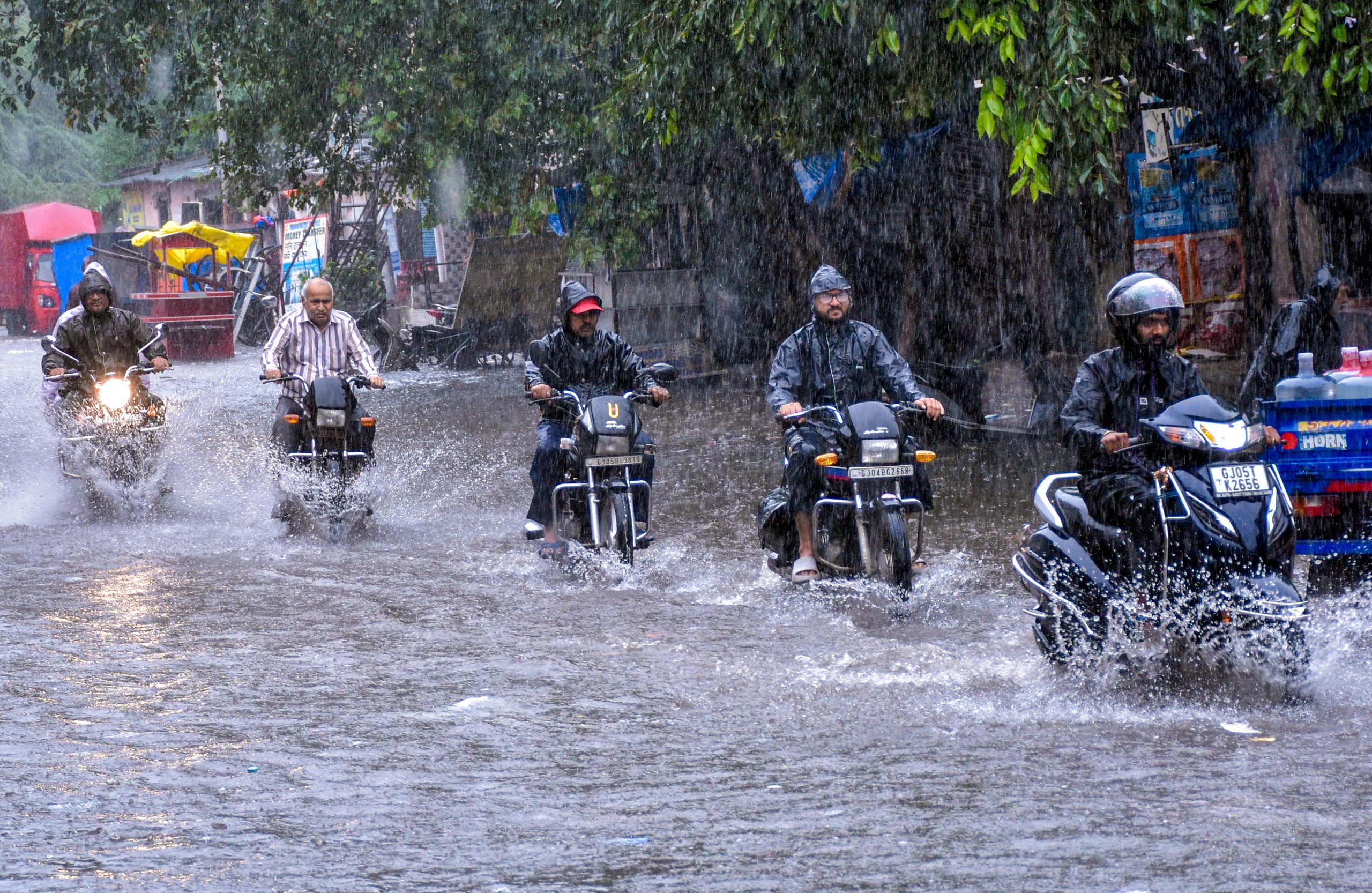 IMD issues warning for fishermen; 123 dams in Gujarat on high alert
