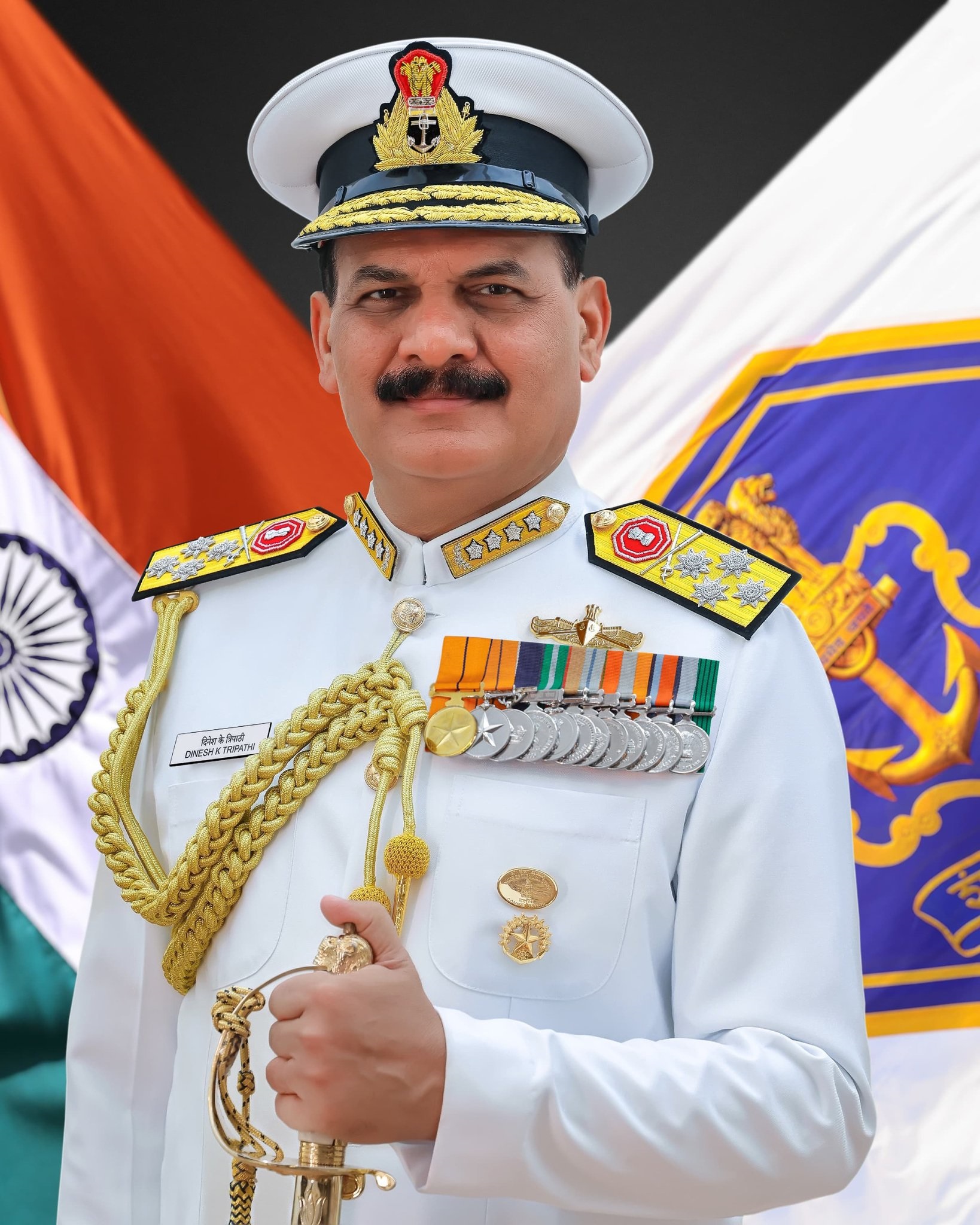 श्रीलंका के चार दिवसीय दौरे पर नौसेना प्रमुख एडमिरल दिनेश त्रिपाठी