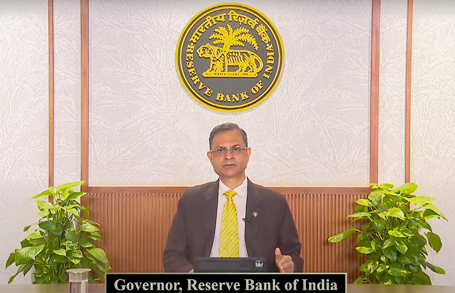 RBI unveils new measures to promote international use of the Rupee