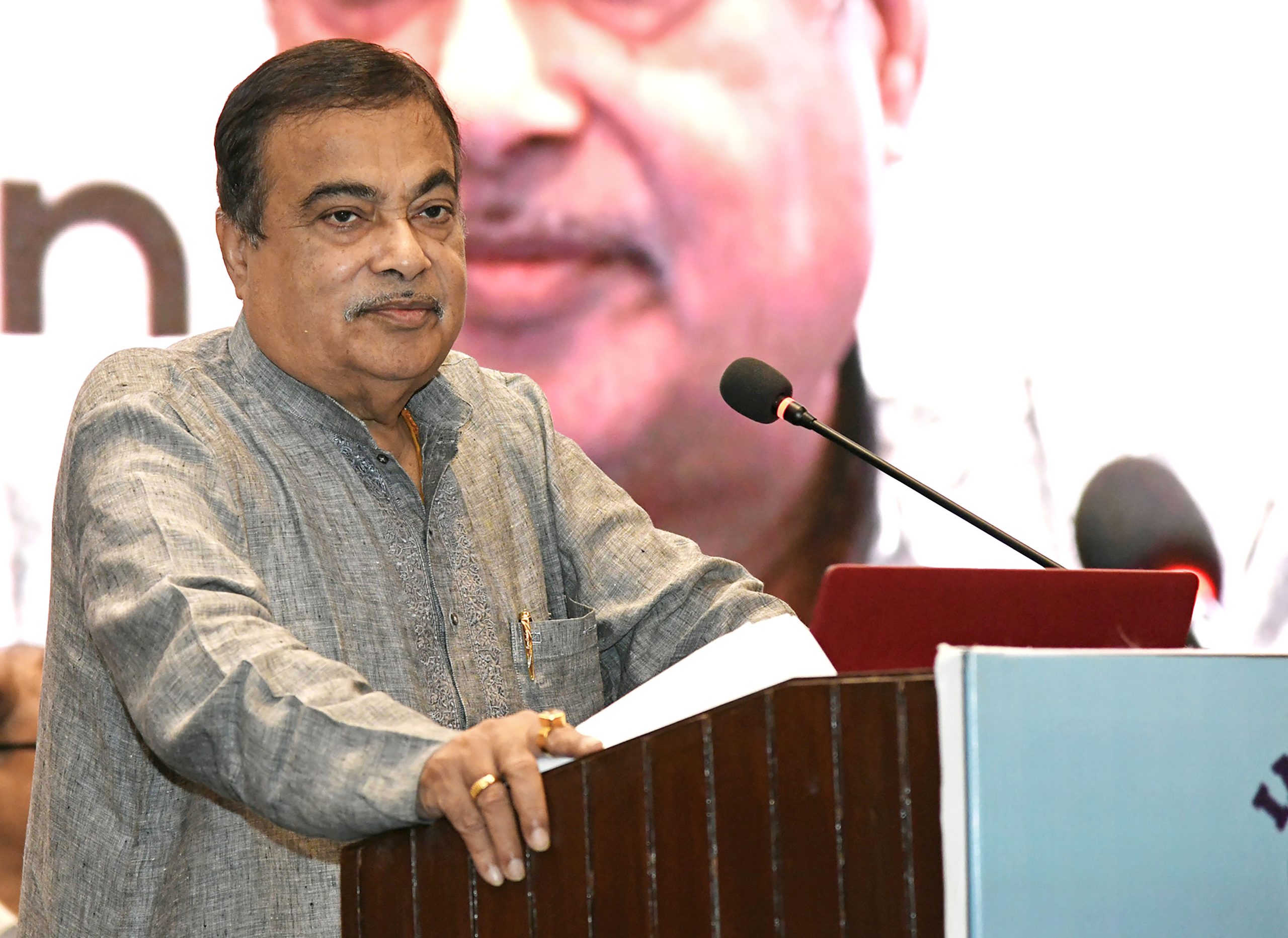 Nitin Gadkari highlights bio-bitumen as key to turning farm waste into national resource