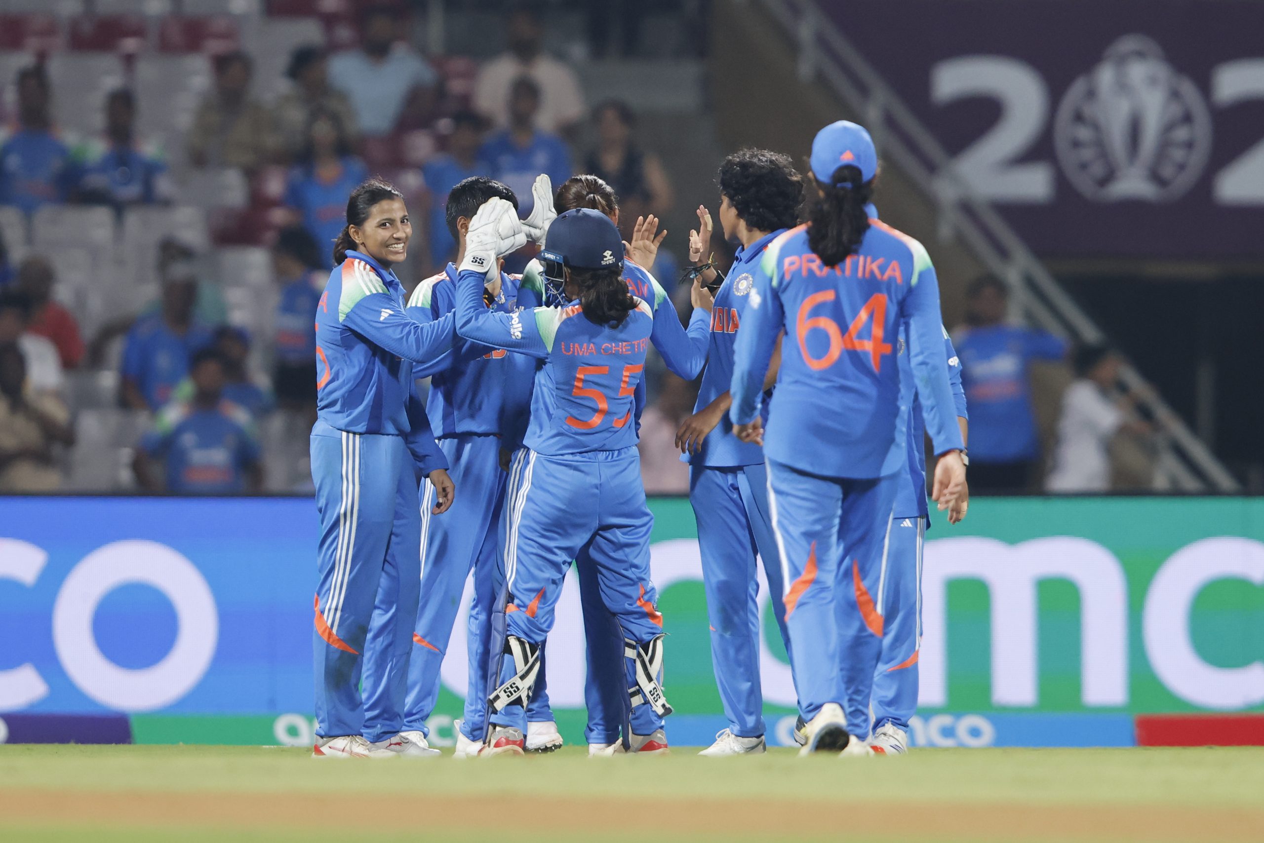 Women’s World Cup: सेमीफाइनल में पहुंची टीम इंडिया, दिग्गज खिलाड़ियों ने दी बधाई