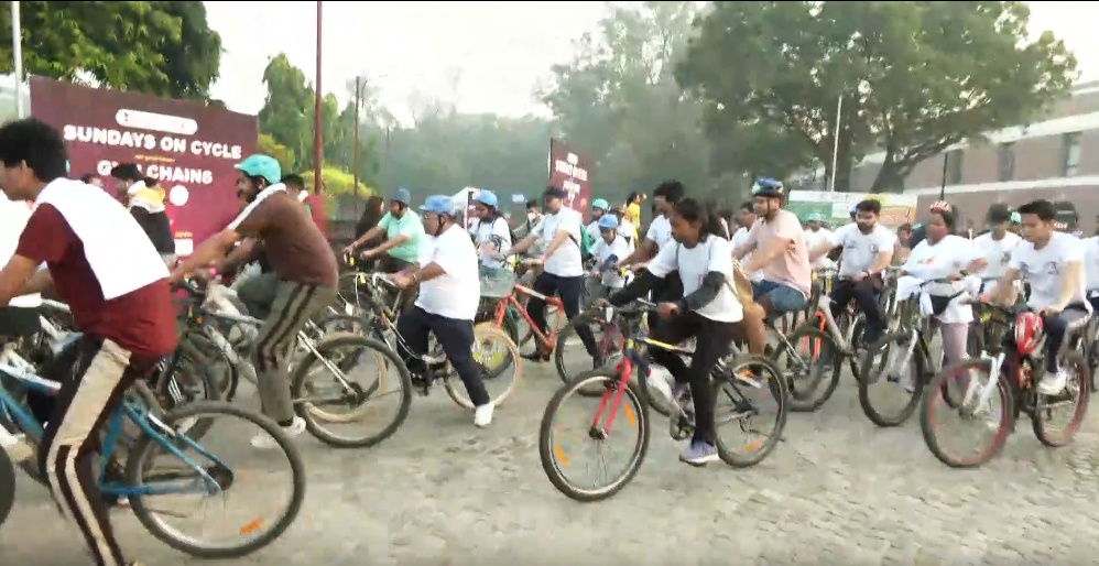देशभर में ‘फिट इंडिया संडे ऑन साइकिल’ के 45वें संस्करण का आयोजन, खेल मंत्री मांडविया ने दिया फिटनेस का संदेश