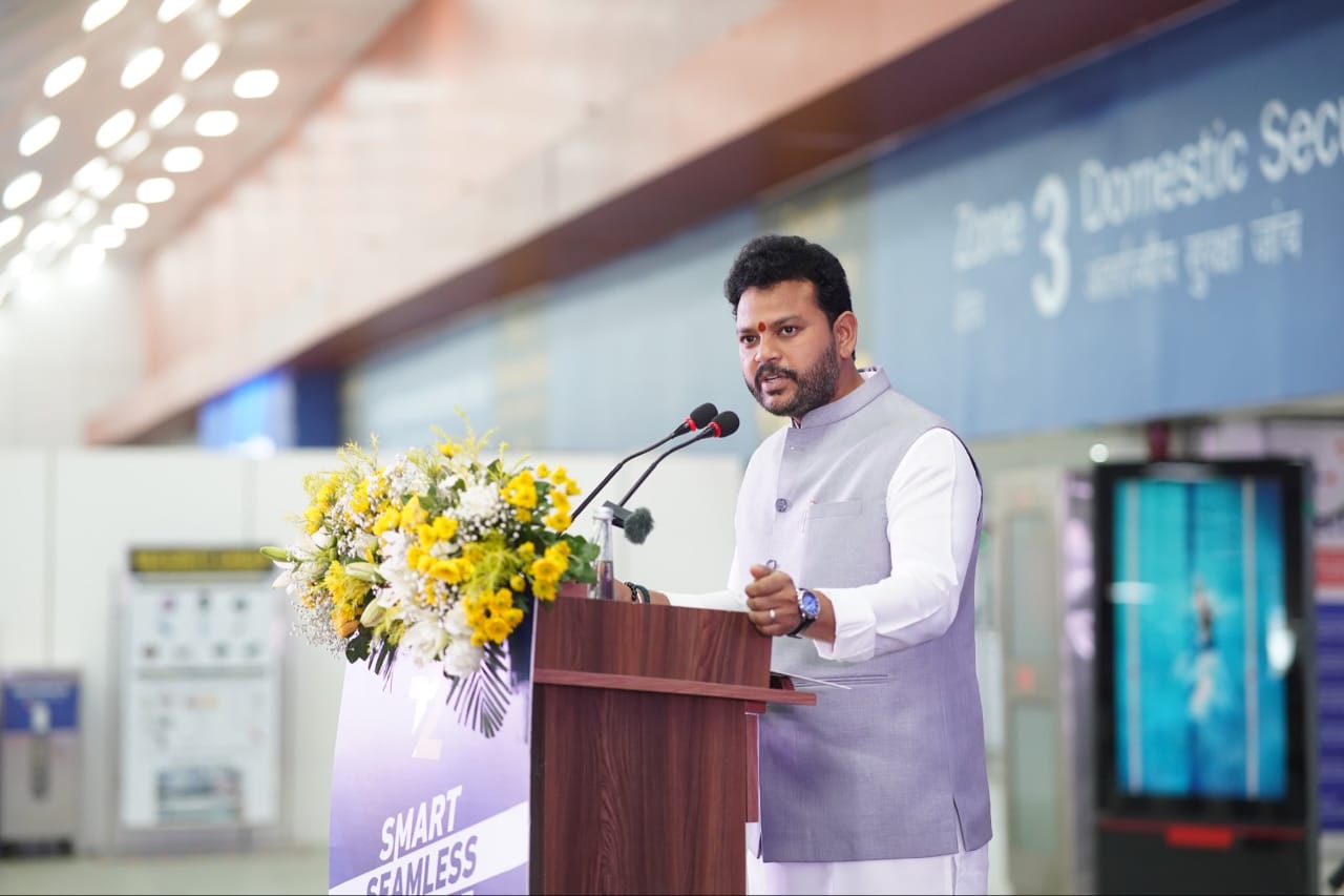 केंद्रीय नागरिक उड्डयन मंत्री ने दिल्ली एयरपोर्ट पर नए टर्मिनल-2 का किया उद्घाटन, यात्रियों को मिलेगा बेहतर अनुभव