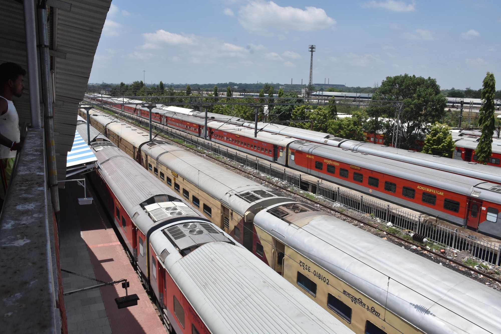तमिलनाडु, आंध्र प्रदेश, कर्नाटक और तेलंगाना में पांच रेल परियोजनाओं को कैबिनेट की मंजूरी