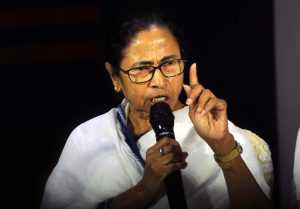 दुर्गापुर की घटना ने ममता सरकार की संवेदनशीलता पर भी सवाल खड़े किए
