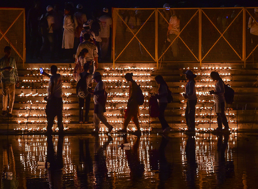 Indians Celebrate Diwali In Ayodhya