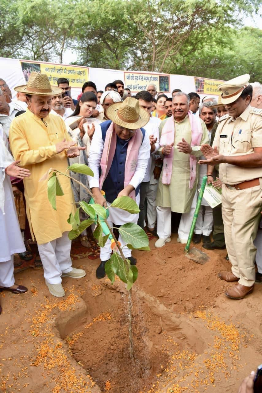 मानेसर में ‘नमो वन’ की नींव रखकर वन्यजीव सप्ताह 2025 का हुआ शुभारंभ