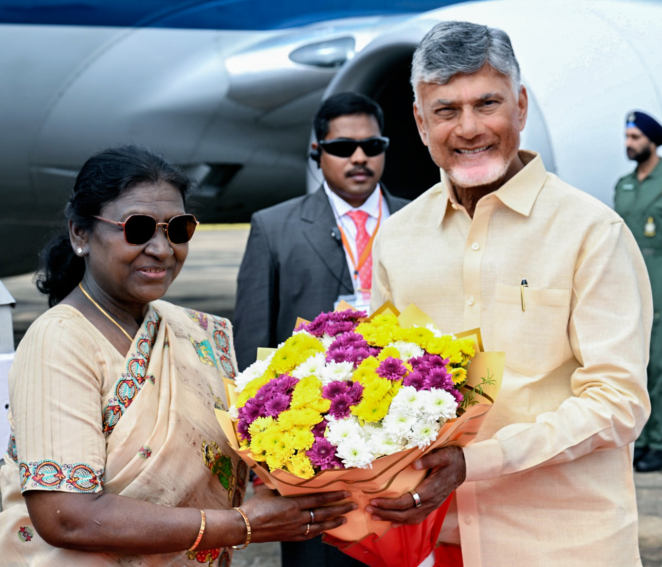 President Murmu commemorates Sri Sathya Sai Baba’s centenary at Prasanthi Nilayam