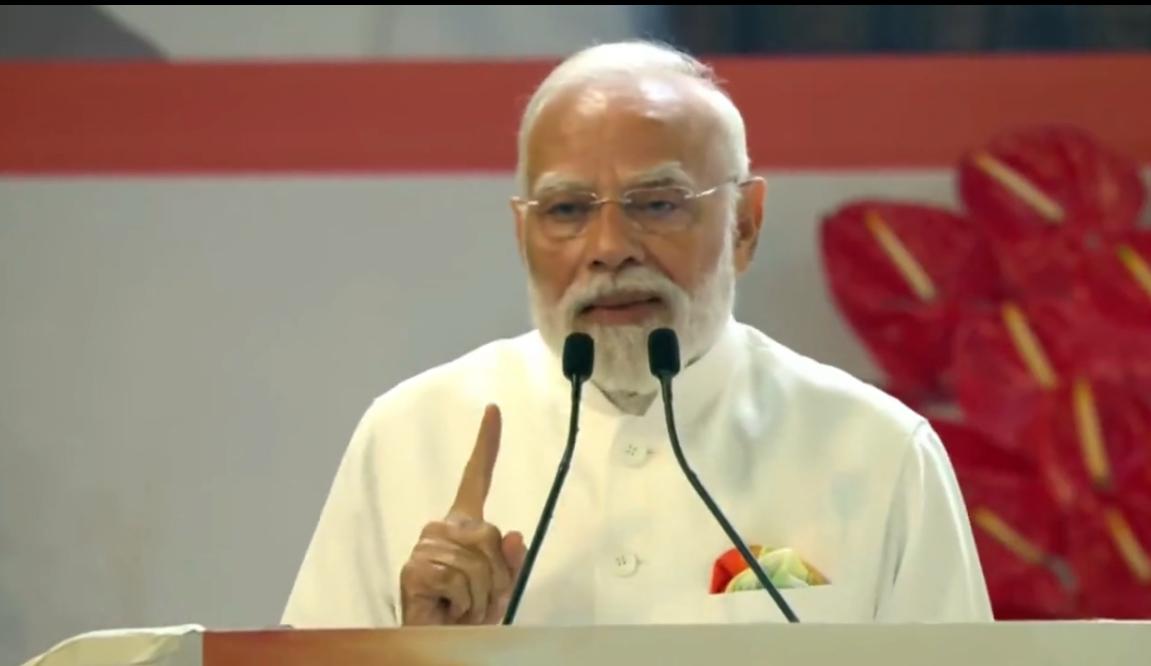 वंदे मातरम हमें प्रेरणा देता है आजादी की रक्षा कैसे करें : पीएम मोदी