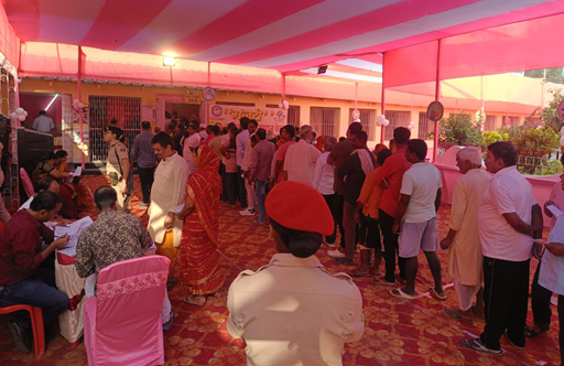 बिहार चुनाव: सुबह 9 बजे तक 13.13 प्रतिशत मतदान, लखीसराय जिले में सबसे कम वोट पड़े
