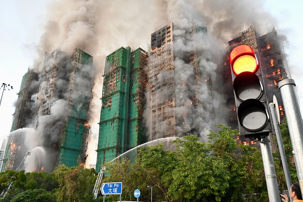 At Least 4 Dead As Massive Fire Engulfs Hong Kong High-rise Apartment Buildings