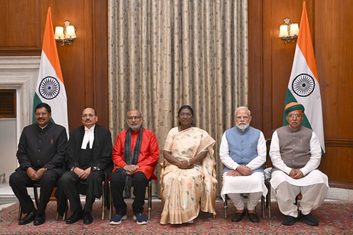 पीएम मोदी ने जस्टिस सूर्यकांत के मुख्य न्यायाधीश के रूप में शपथ लेने पर दीं शुभकामनाएं