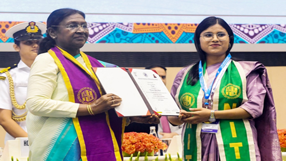 राष्ट्रपति मुर्मु बोलीं: प्रगति आविष्कार से नहीं, उसके समाजहितकारी उपयोग से मापी जाती है 