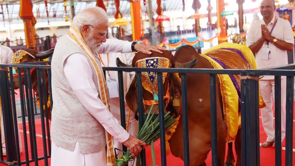 PM-Modi-gaudaan-3
