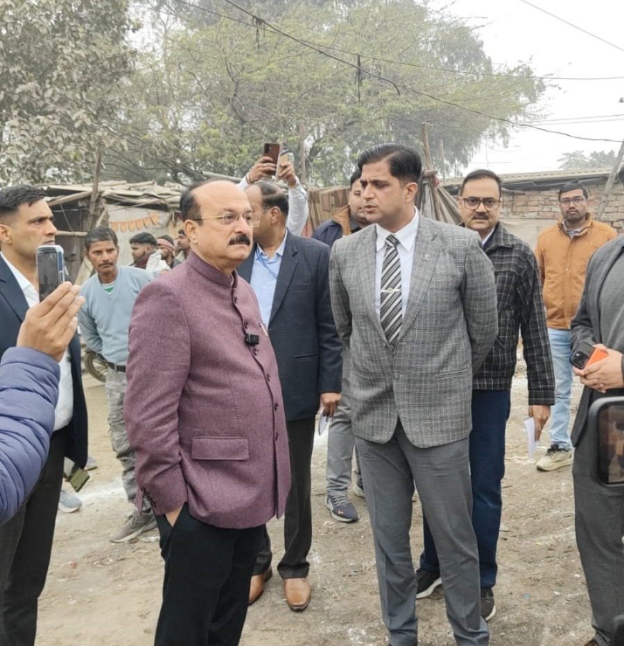 दिल्ली में मंत्री आशीष सूद ने स्वच्छता व्यवस्था का किया निरीक्षण, कूड़ा घरों के स्थानांतरण के दिए निर्देश